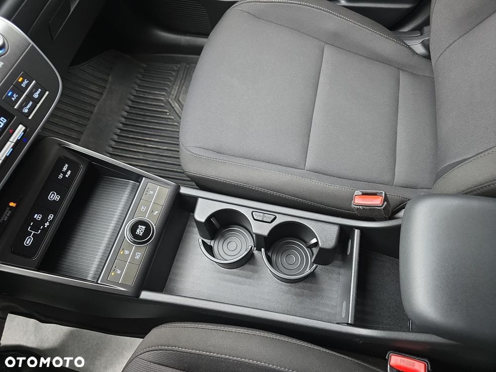 Hyundai Kona - 14