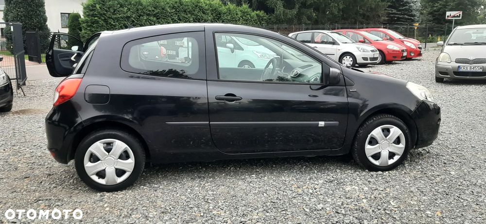 Renault Clio - 5