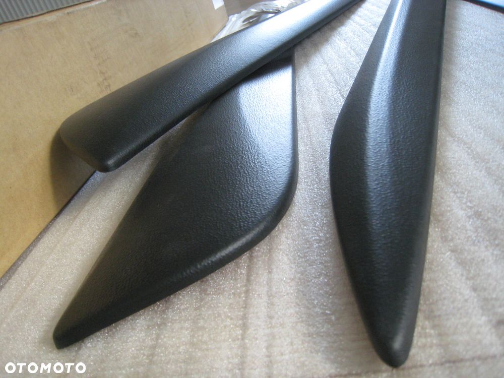 Listwy Boczne Nakładki Ochronne na Drzwi TOYOTA HILUX 2015- 2025 - 6