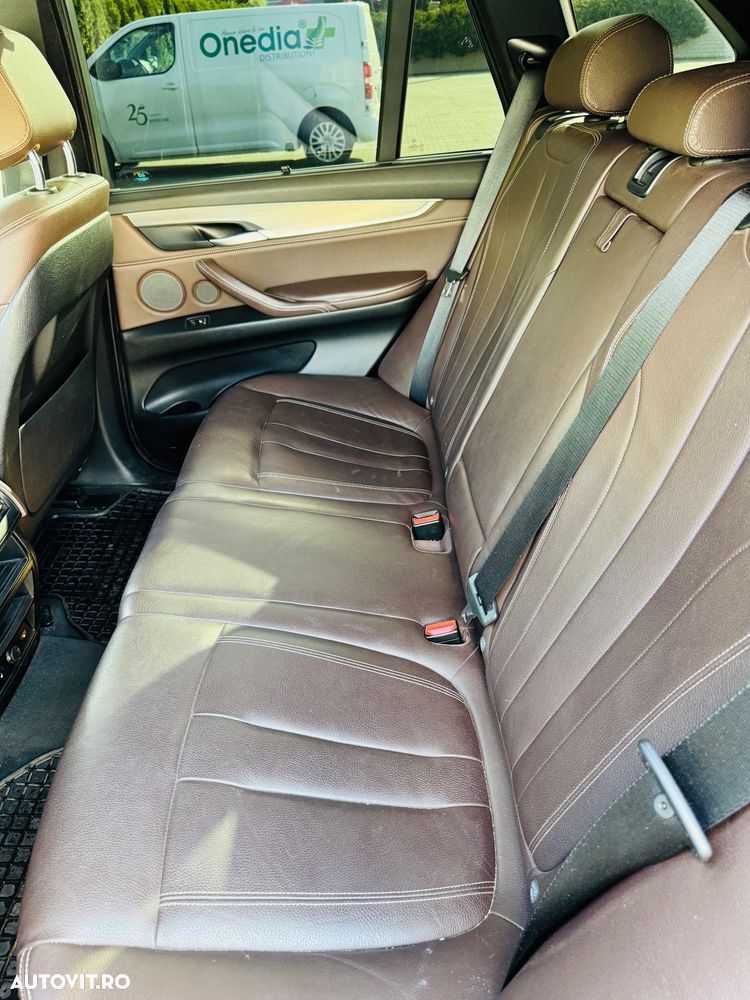 BMW X5 xDrive40d - 11