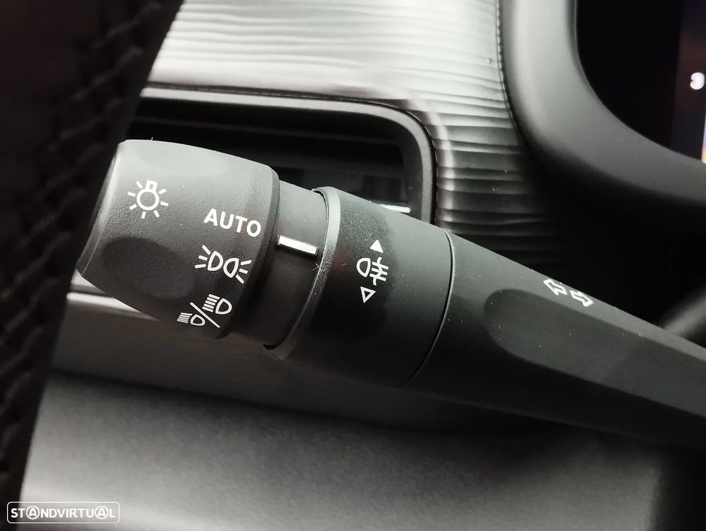 Jeep Avenger 1.2 GSE T3 Altitude - 21