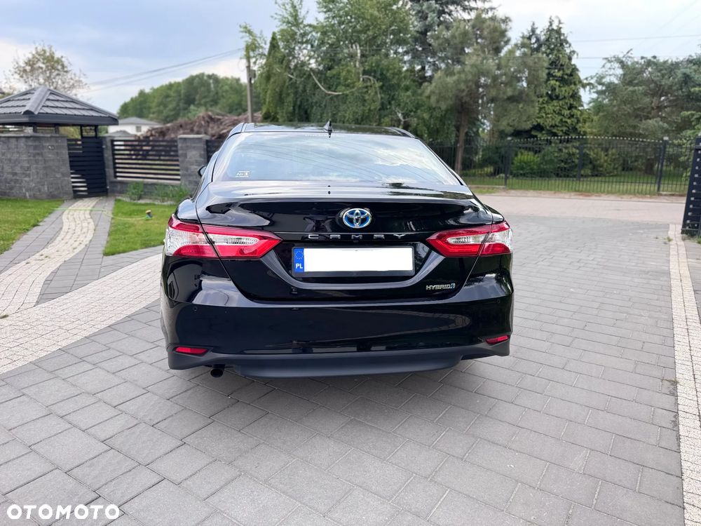 Toyota Camry 2.5 Hybrid Comfort CVT - 11