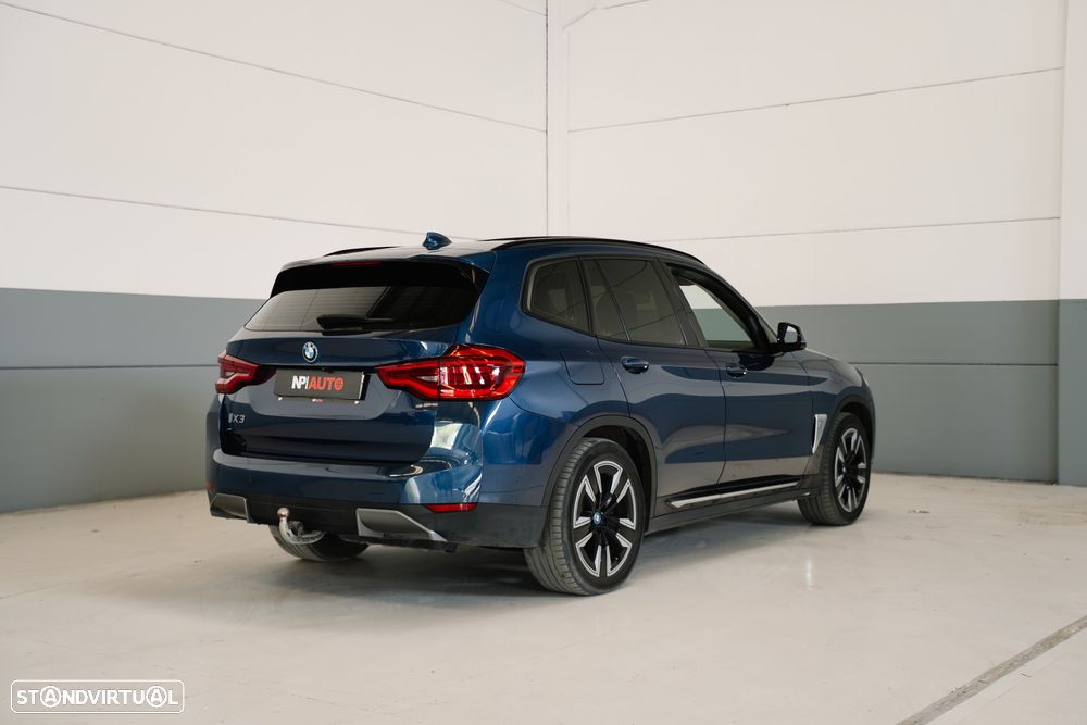 BMW iX3 - 1