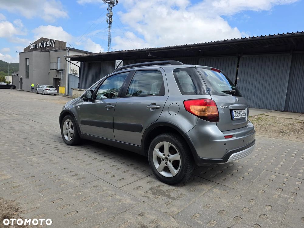 Suzuki SX4 1.9 DDiS 4WD GS / Premium - 14