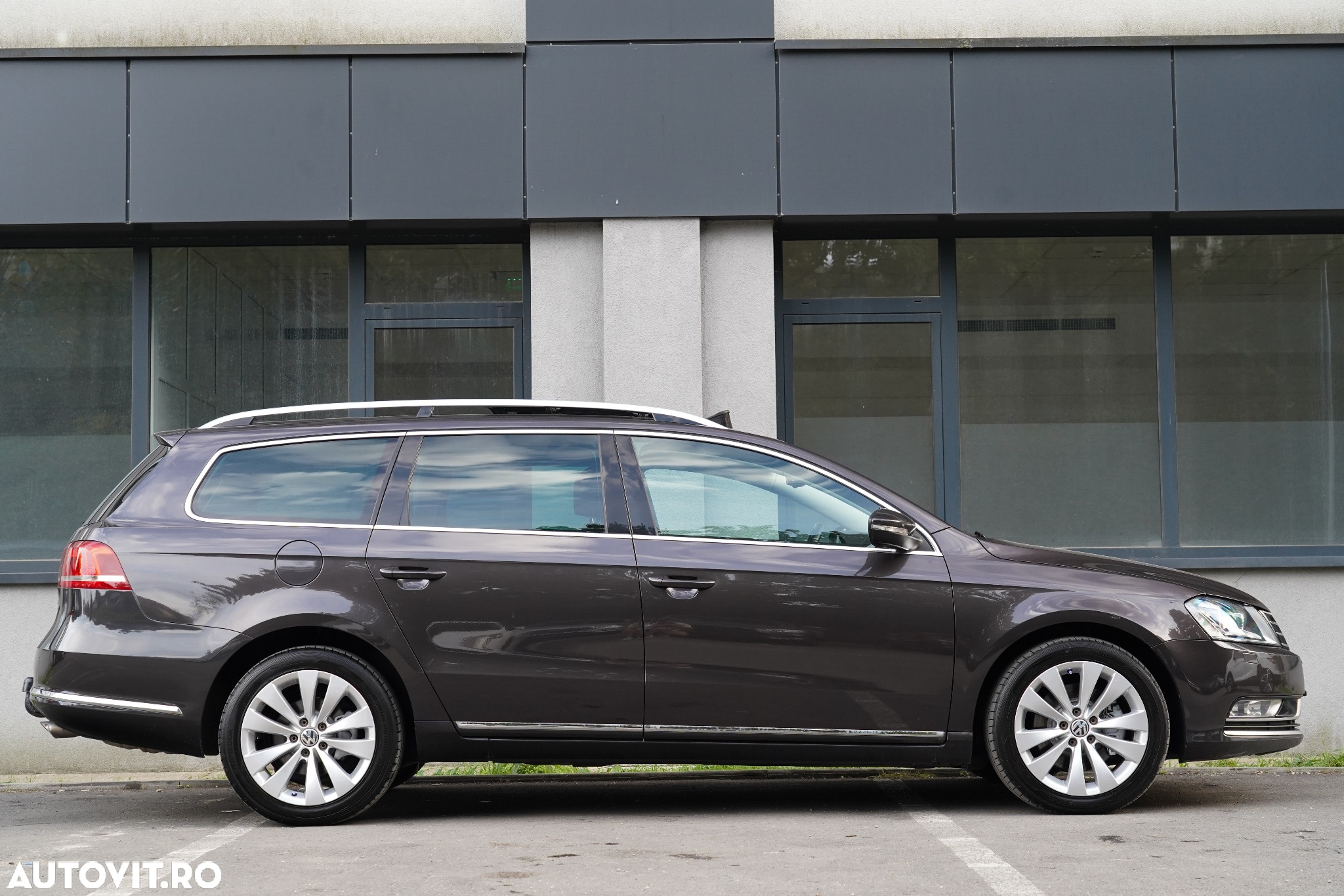 Volkswagen Passat Variant 2.0 TDI BlueMotion Technology Comfortline - 26