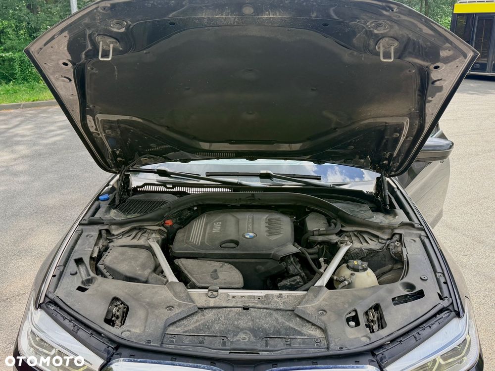 BMW Seria 5 520d xDrive Luxury Line sport - 18