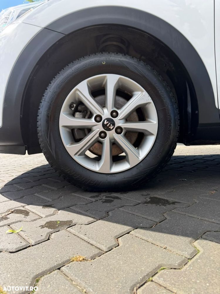 Kia Stonic 1.4 GSL Trend - 18