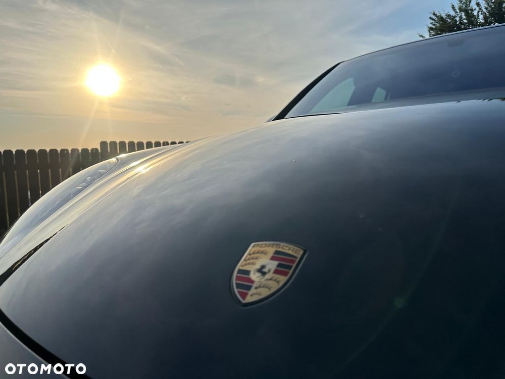 Porsche Cayenne Turbo - 30