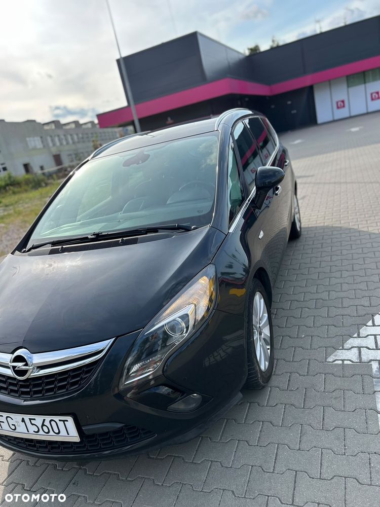 Opel Zafira - 1