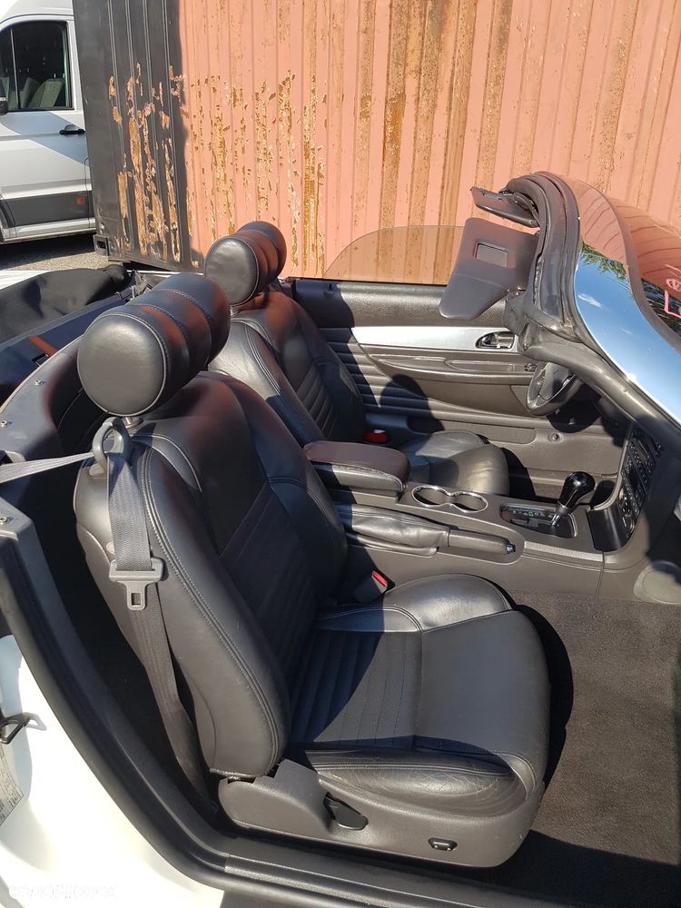 Ford Thunderbird - 17