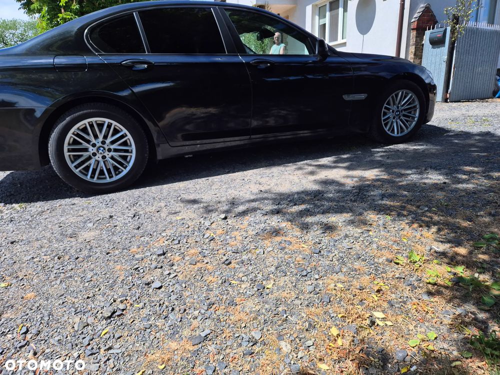 BMW Seria 7 740d xDrive - 4