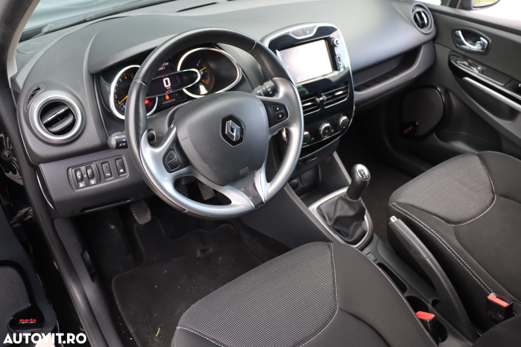 Renault Clio ENERGY TCe 90 Start & Stop Luxe - 5