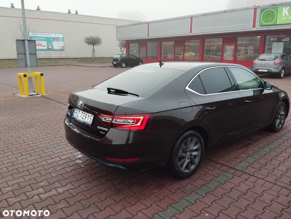 Skoda Superb 1.4 TSI 4x4 ACT Ambition - 5