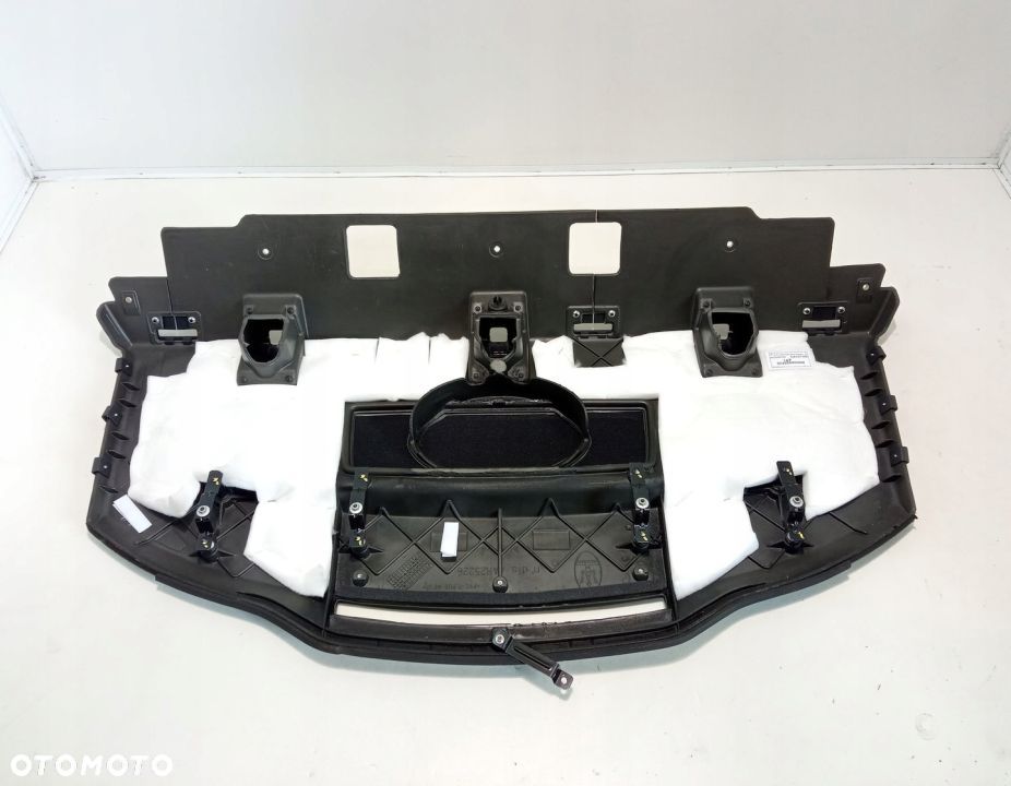 PÓŁKA TYLNA MASERATI GHIBLI III M157 06700493100 - 2