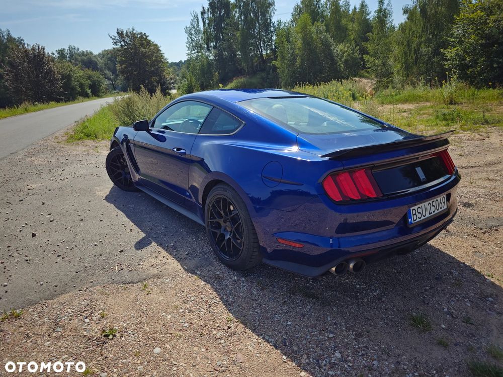 Ford Mustang 5.0 V8 GT - 16