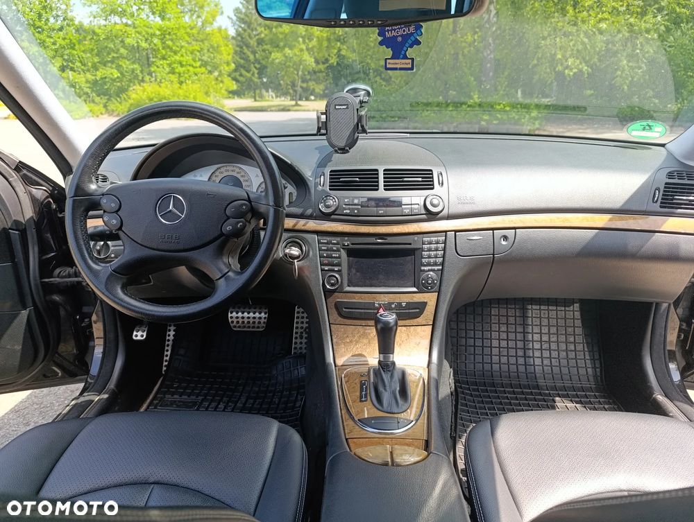 Mercedes-Benz Klasa E 300 Avantgarde - 15