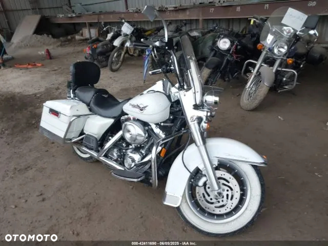 Harley-Davidson Touring Road King - 13