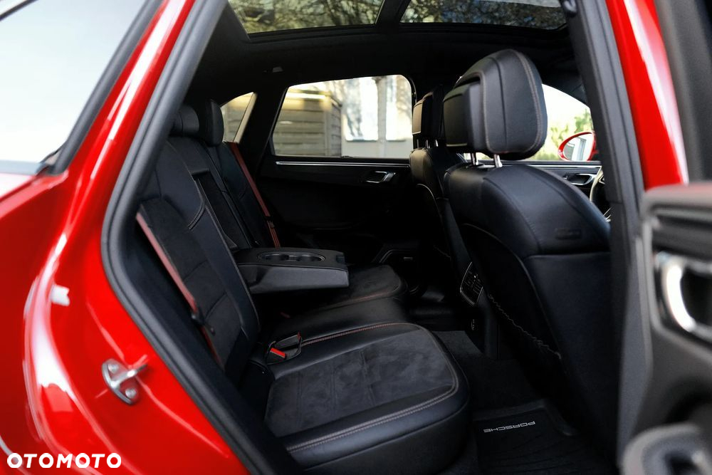 Porsche Macan GTS - 27
