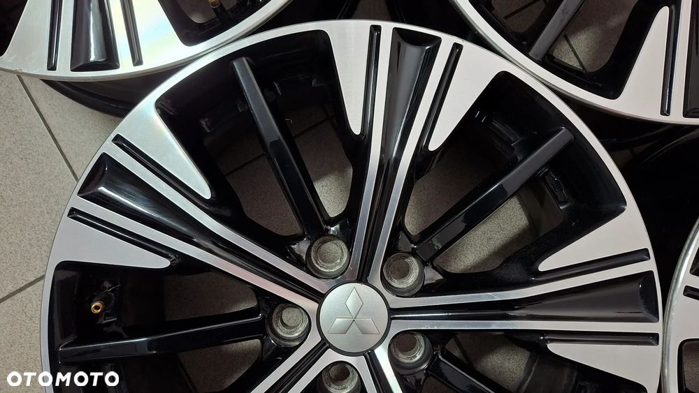 Felgi Aluminiowe 18 Mitsubishi Eclipse Cross 5x114.3 ET 38 - 4