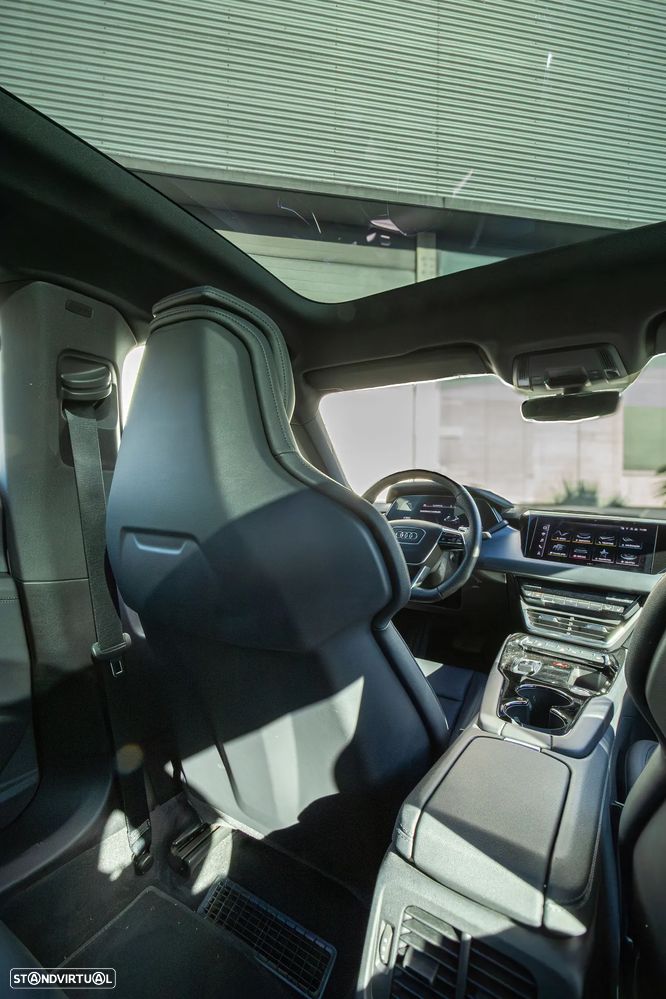 Audi e-tron GT quattro - 23