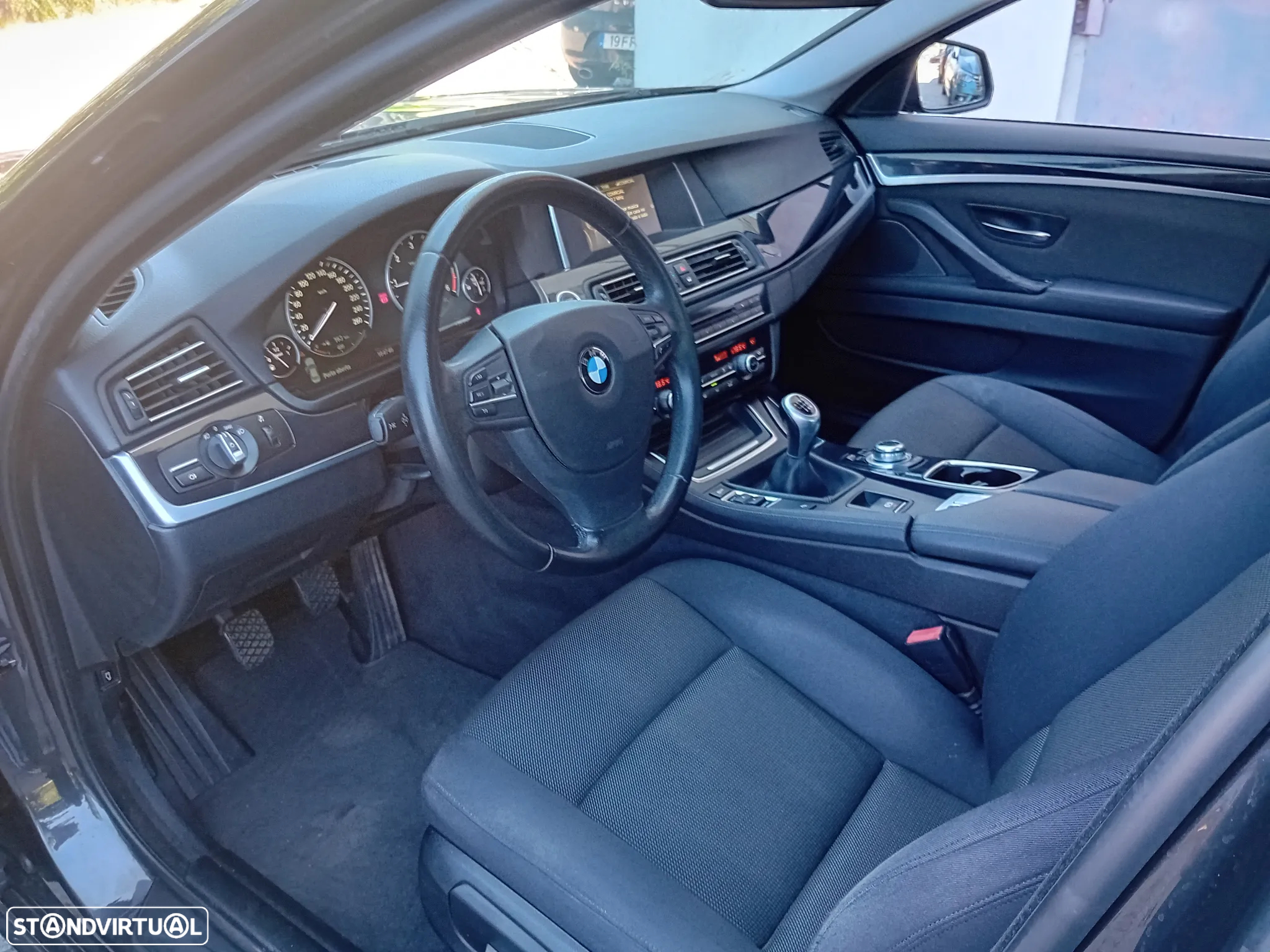 BMW 520 d Line Luxury - 23