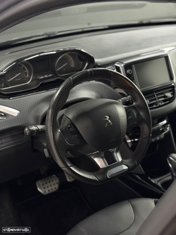 Peugeot 2008 1.2 PureTech GT Line EAT6 - 15