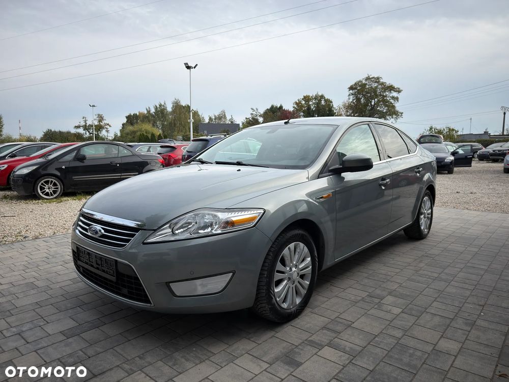 Ford Mondeo 2.0 Ghia - 22