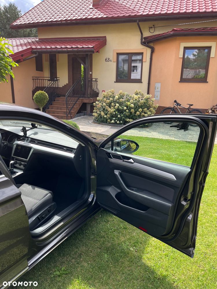 Volkswagen Passat 2.0 TDI BMT Highline DSG - 12