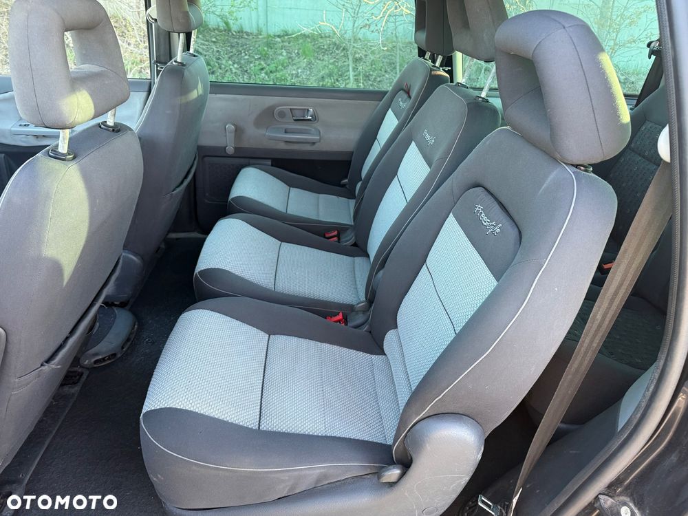 Volkswagen Sharan 2.0 TDI Highline - 6