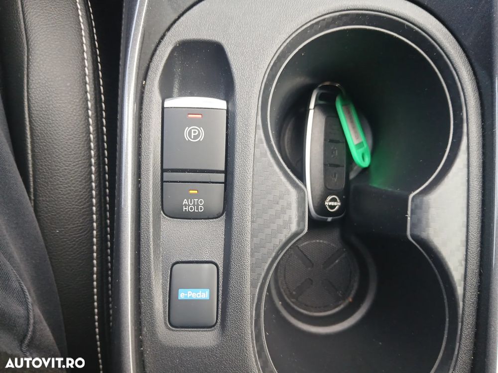 Nissan Juke 143CP HEV Tekna - 11