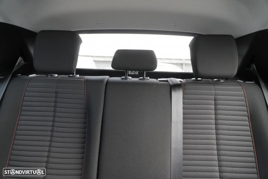 Peugeot 208 1.2 PureTech Active - 10