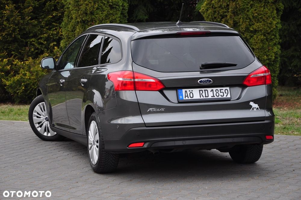 Ford Focus 1.5 EcoBlue STart-Stopp-System TITANIUM - 25