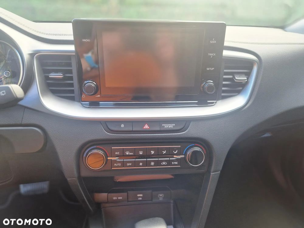 Kia XCeed 1.5 T-GDI M DCT - 14