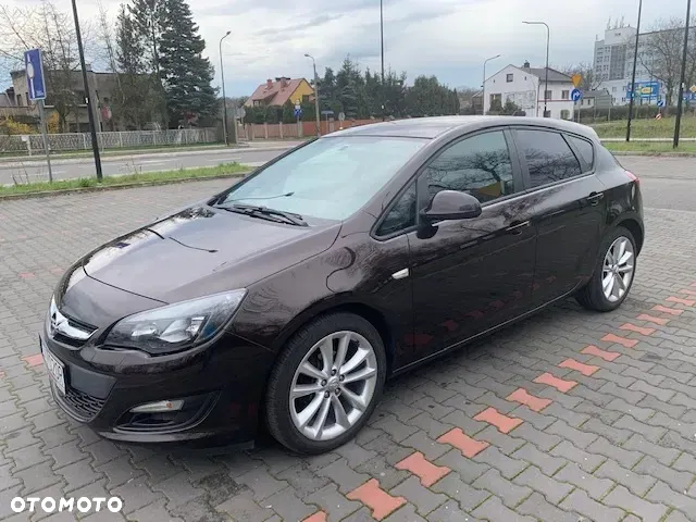 Opel Astra IV 1.4 T Cosmo - 3