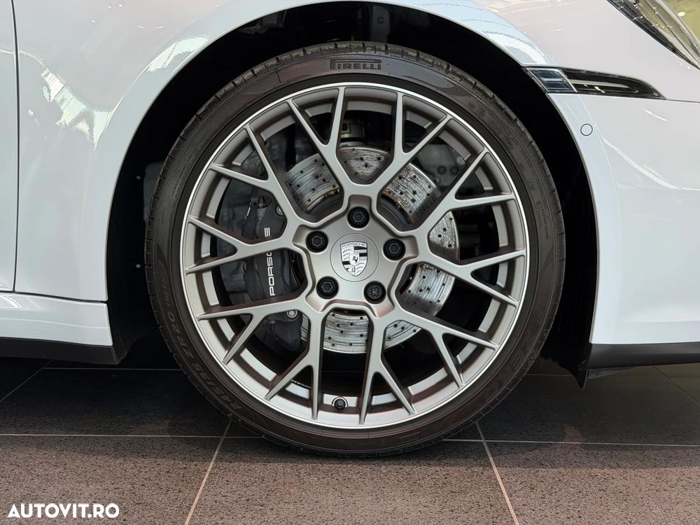 Porsche 911 Carrera PDK - 15