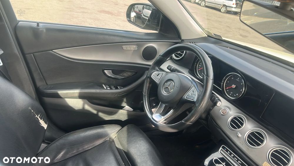 Mercedes-Benz Klasa E 200 d 9G-TRONIC - 6