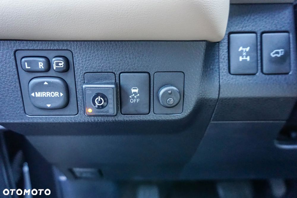 Toyota RAV4 - 22