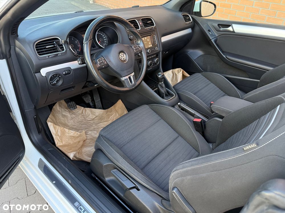 Volkswagen Golf - 17