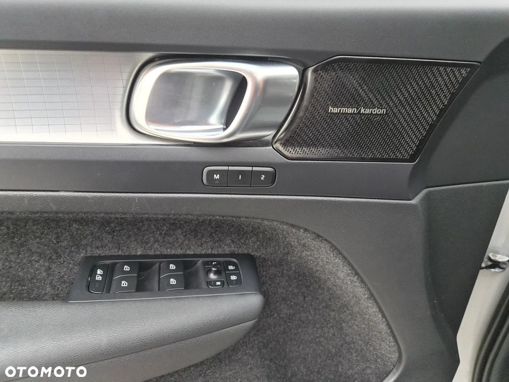 Volvo XC 40 - 8