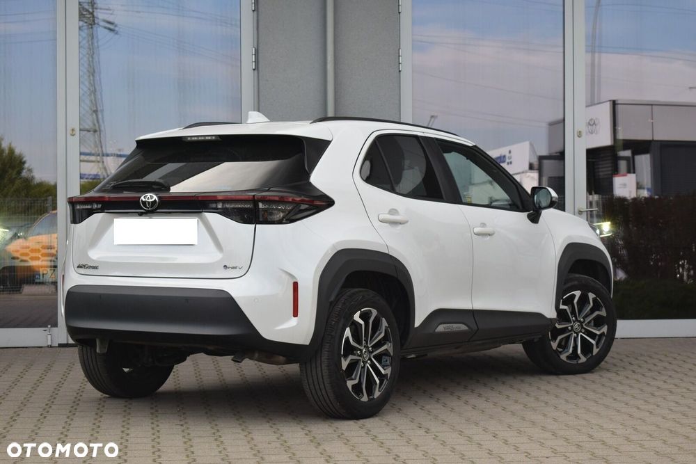 Toyota Yaris Cross 2024 photo 2