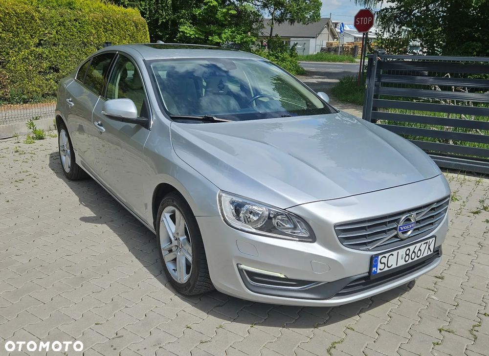 Volvo S60 T5 Momentum - 16