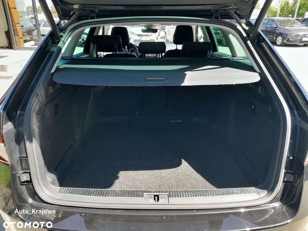 Skoda Superb 2.0 TSI Style DSG - 34