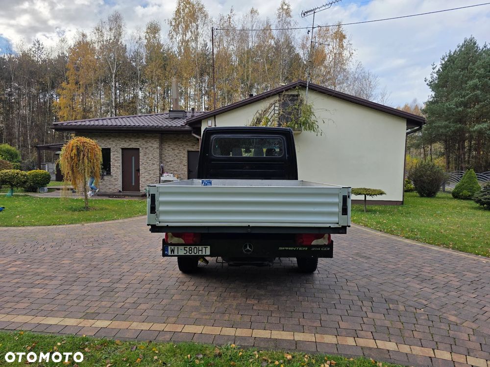 Mercedes-Benz Sprinter - 5