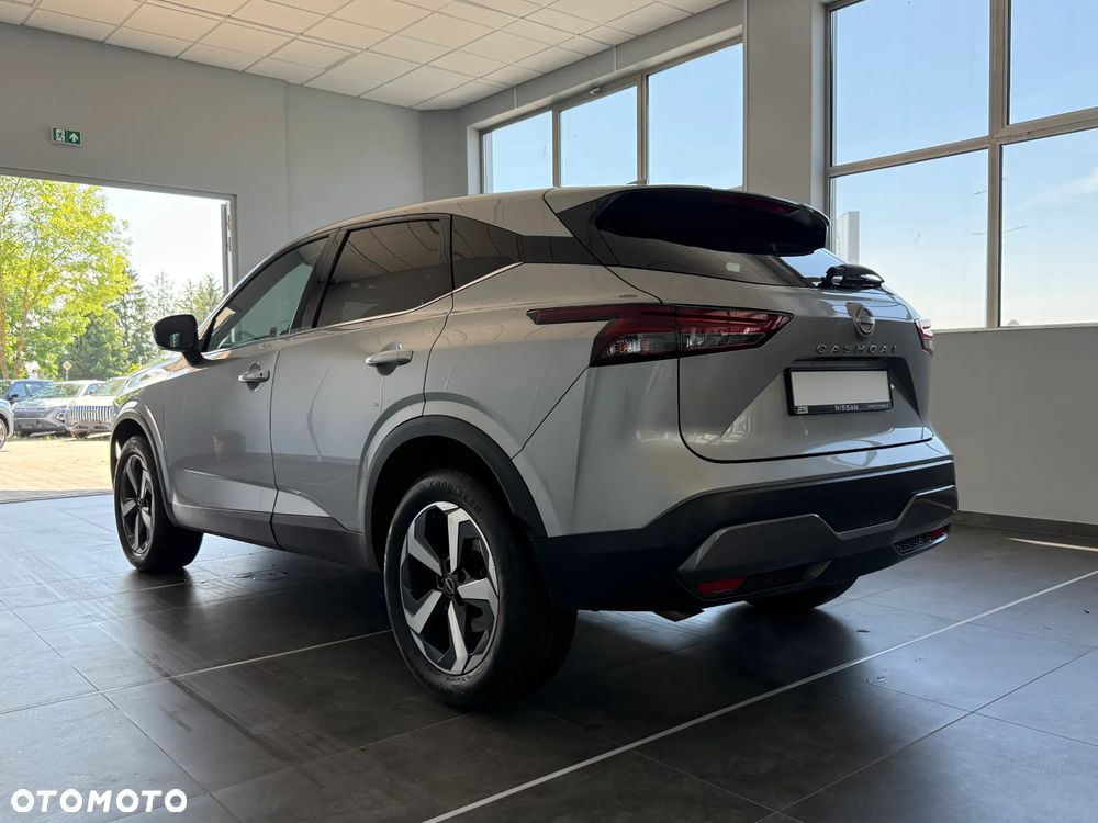 Nissan Qashqai 1.3 DIG-T MHEV N-Connecta Xtronic - 4