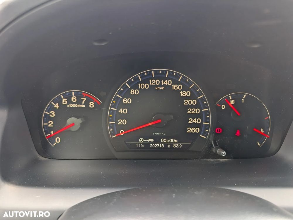 Honda Accord 2.0i Exec - 8