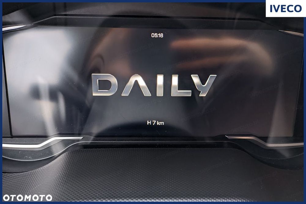 Iveco Daily 35S18 16m3 L4H2 180KM - 25