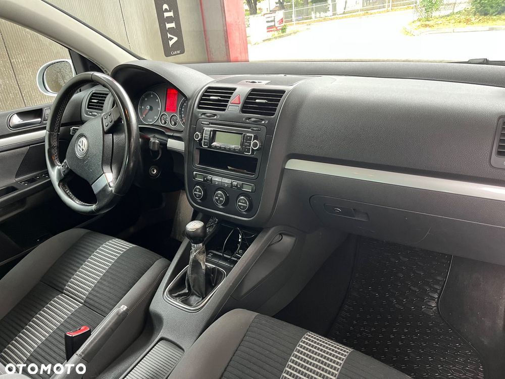 Volkswagen Golf V 1.9 TDI Comfortline - 7