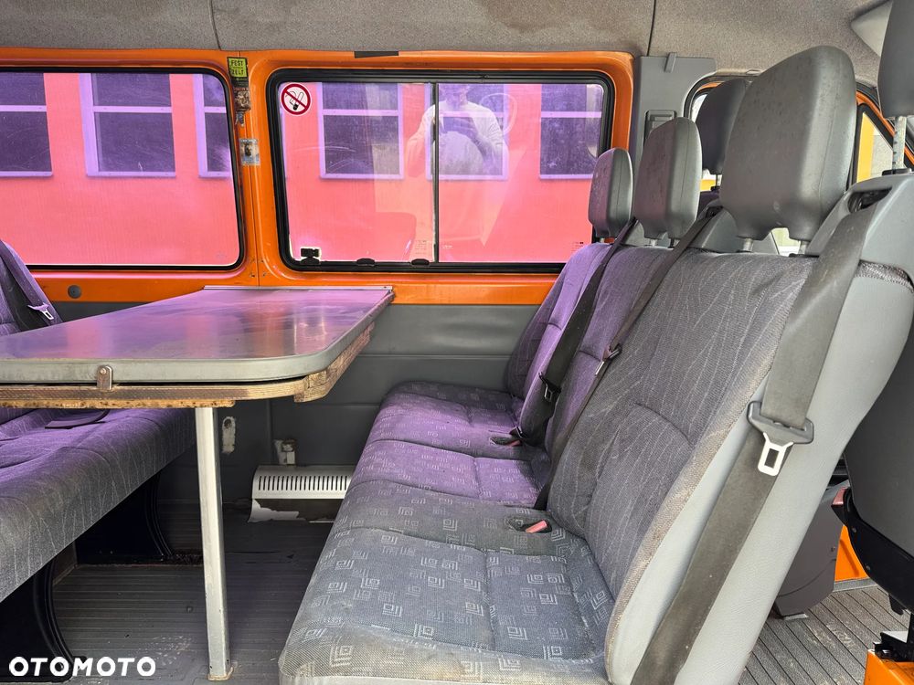 Mercedes-Benz Sprinter - 8