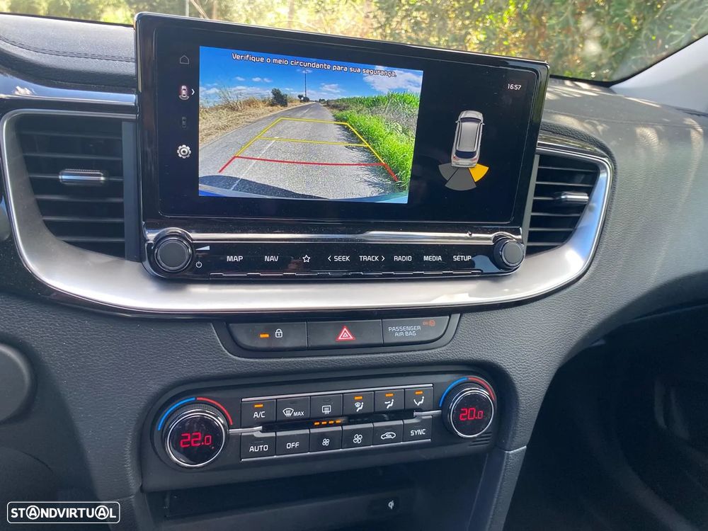 Kia Ceed SW - 23