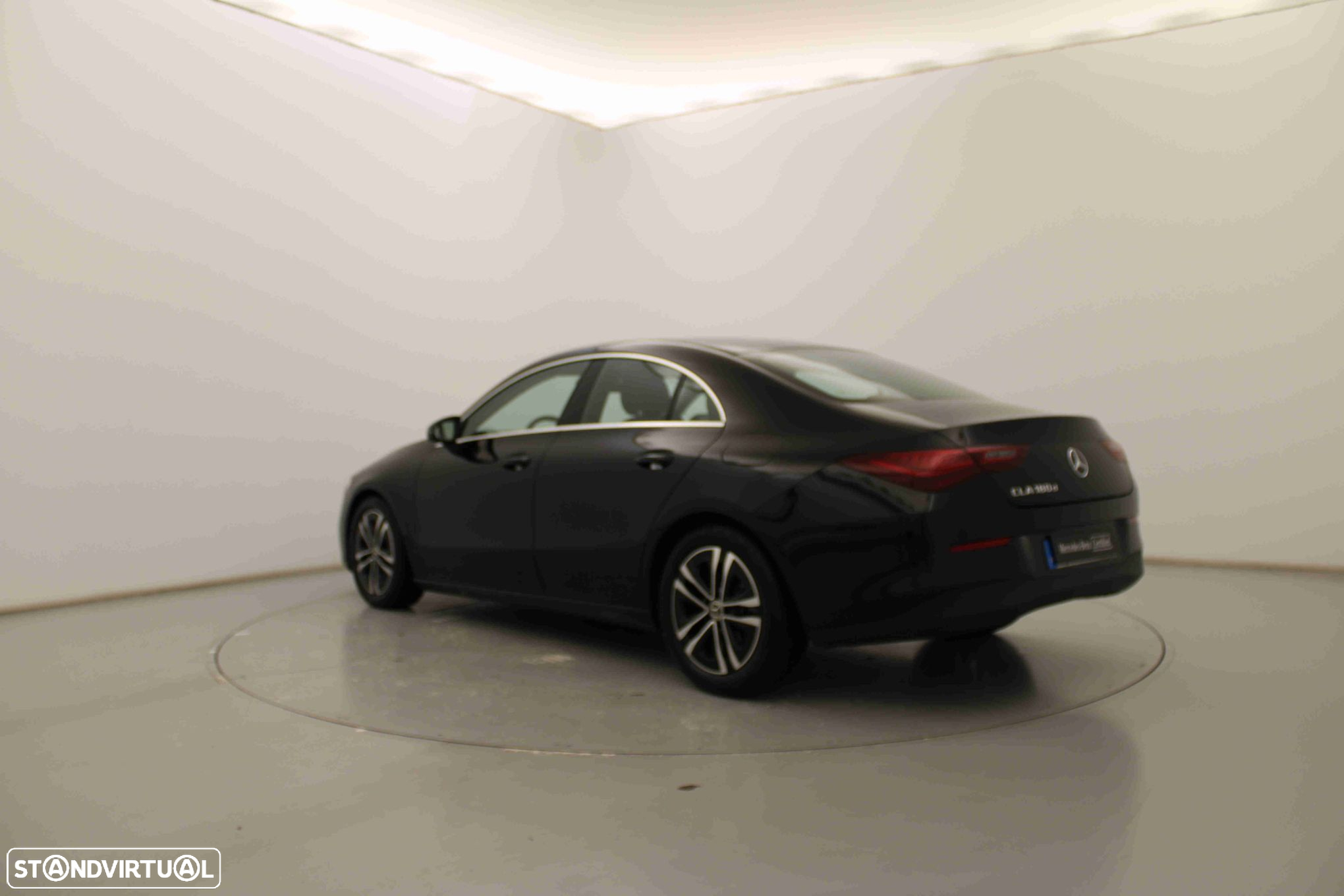 Mercedes-Benz CLA 180 d - 10